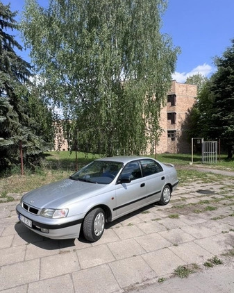 Toyota Carina cena 7800 przebieg: 229627, rok produkcji 1996 z Łódź małe 301